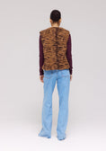 Load image into Gallery viewer, Harper and Yve - Demi Gilet Trashy Tiger