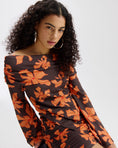Load image into Gallery viewer, Harper and Yve Jesse Longsleeve Assymetrisch