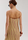 Load image into Gallery viewer, Harper and Yve Vivien Jurk - Sassy Stripe Geel