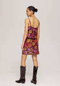 Load image into Gallery viewer, Harper and Yve Romy Top bordeaux
