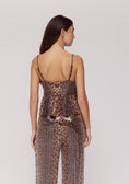 Load image into Gallery viewer, Harper & Yve Day Sequin top leopard
