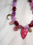 Load image into Gallery viewer, LACHA STUDIO Exclusives - ketting Celestial Heart Paars/Bordeaux
