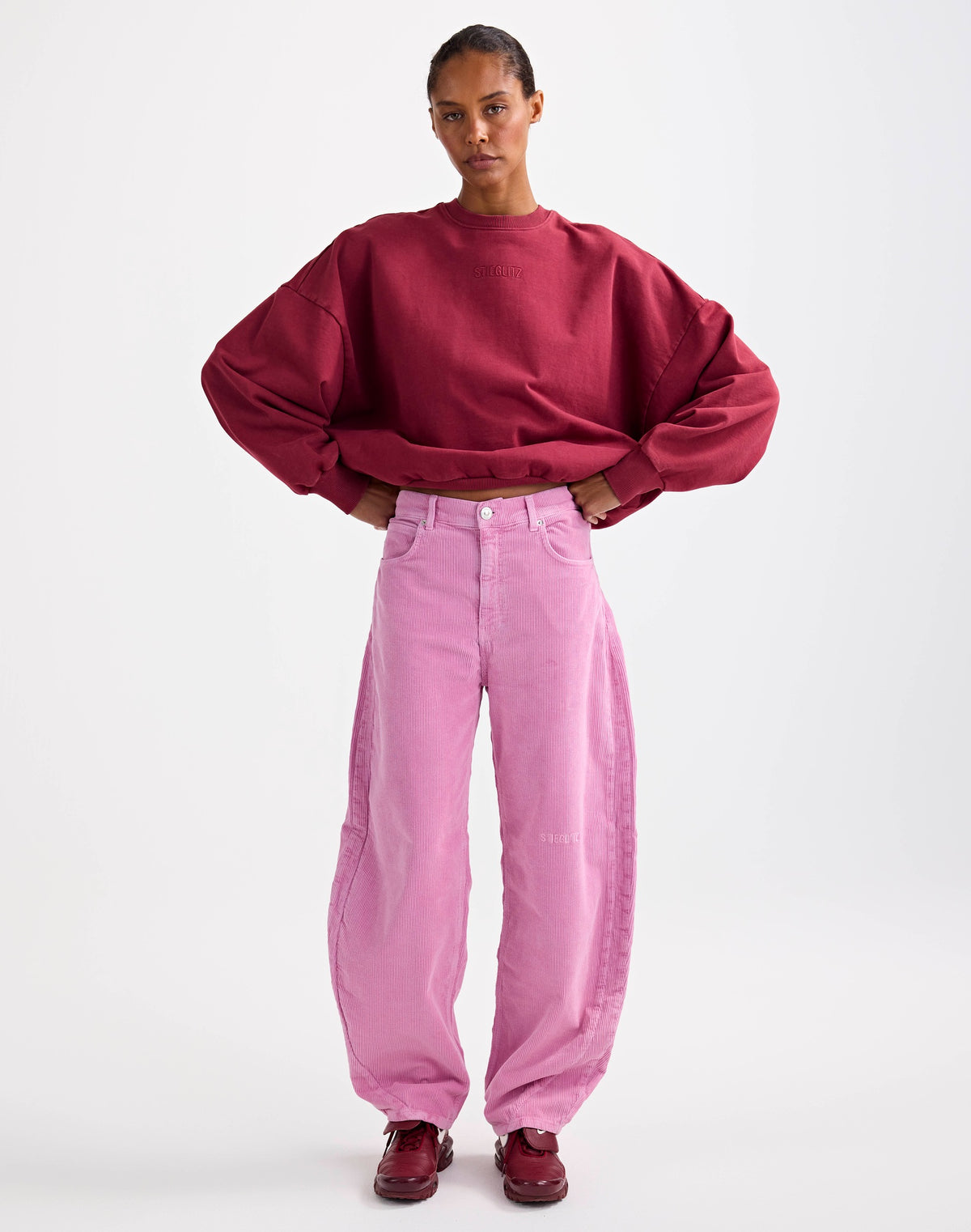 Stieglitz Basic Worn Out Sweater Oversized - Rood