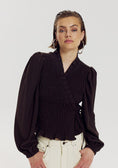 Load image into Gallery viewer, Harper and Yve Debby Overslag Blouse Bruin

