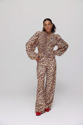 Load image into Gallery viewer, Harper and Yve Elin Blouse Luipaard
