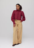 Load image into Gallery viewer, Harper and Yve Ellie Blouse Burgundy
