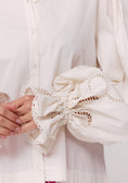 Load image into Gallery viewer, Harper and Yve Emmi Blouse wit
