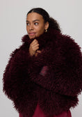 Load image into Gallery viewer, Harper and Yve Stacy Faux Fur bordeaux
