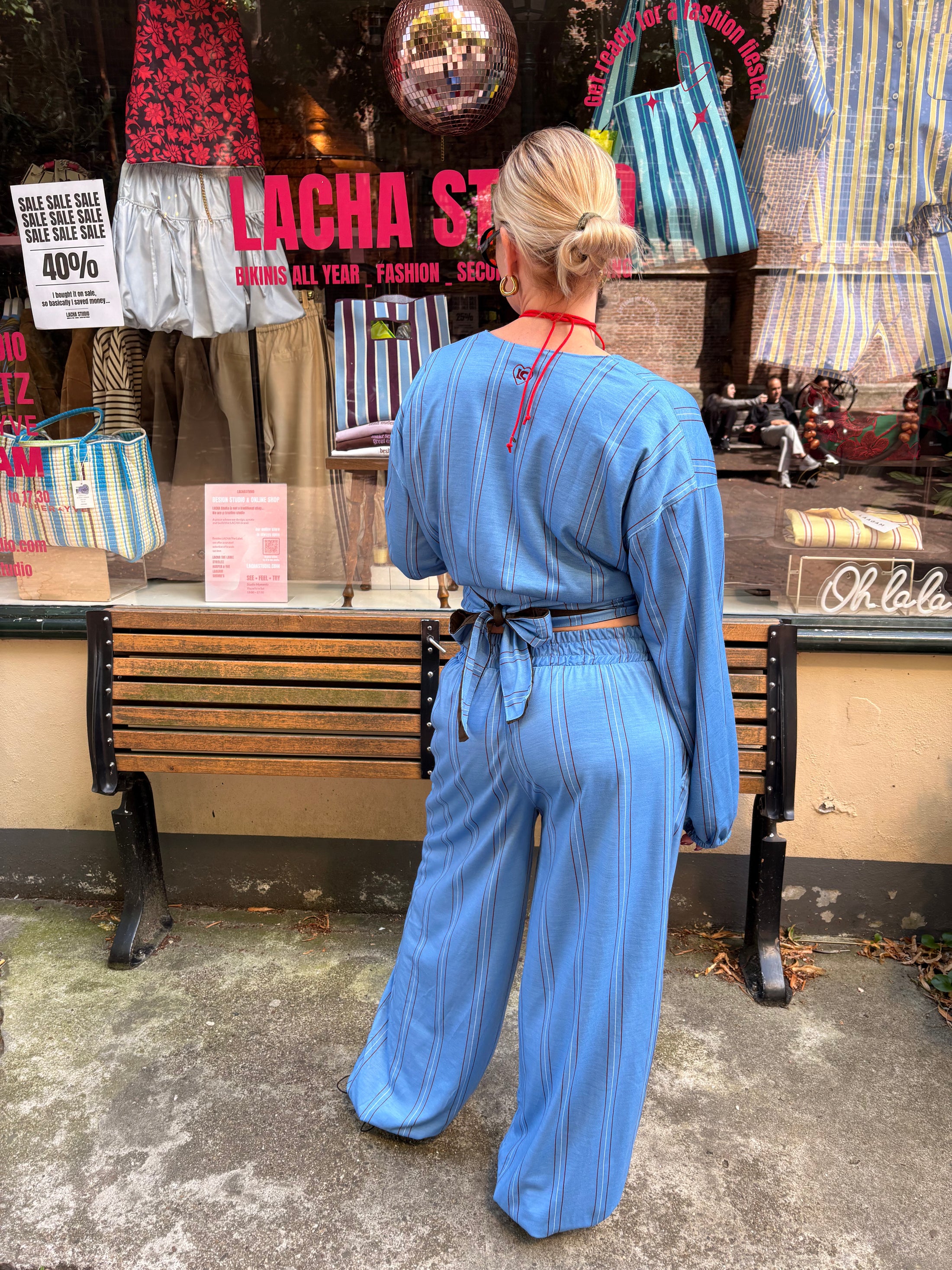 LACHA Studio - Reversible Wide to Balloonpants in Olive/ Blue Pinstripe - LACHA FOREVER DROP (kopie)
