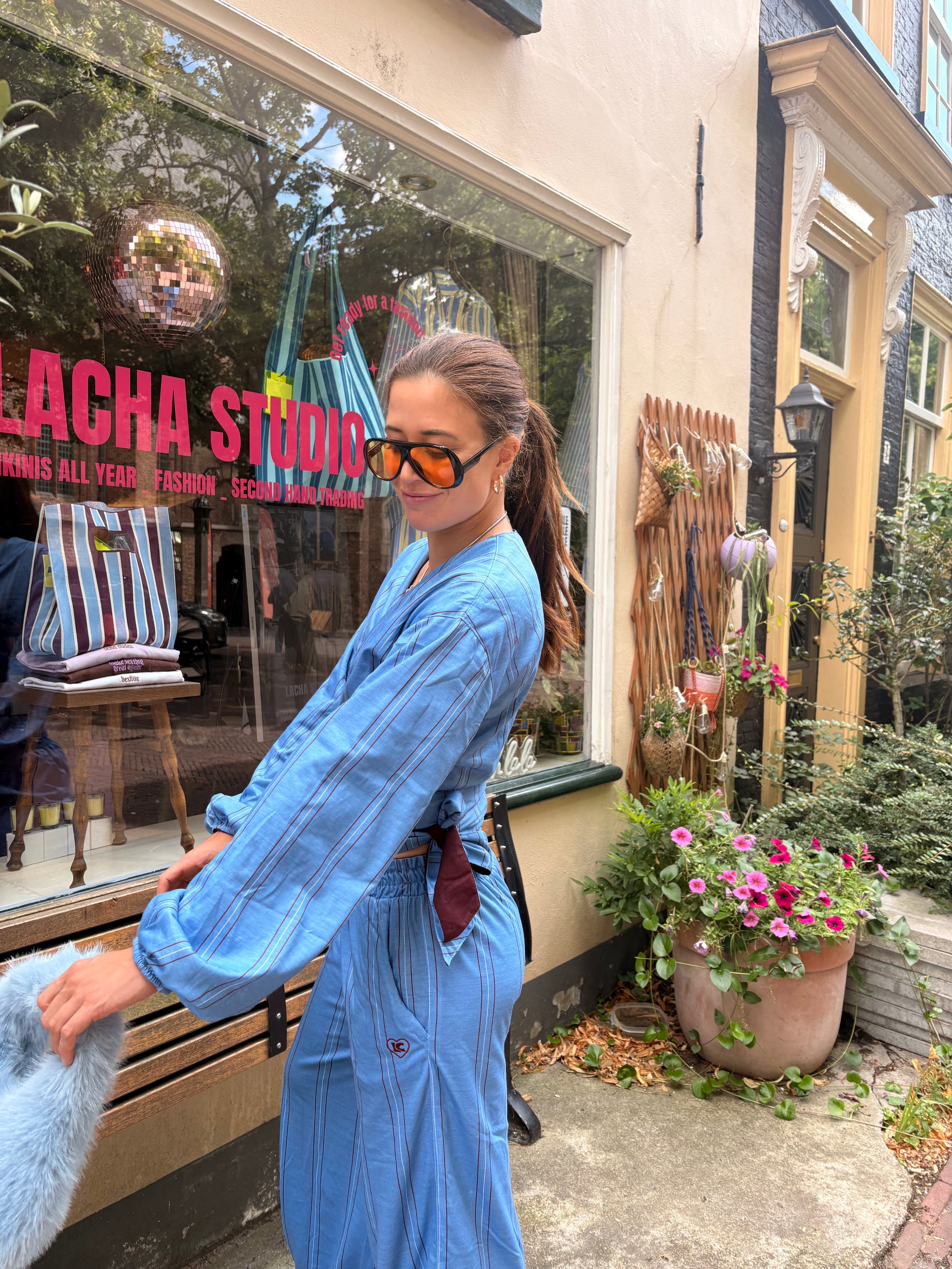 LACHA Studio - Reversible Wide to Balloonpants in Burgundy/ Blue Pinstripe - LACHA FOREVER DROP