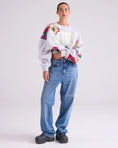 Load image into Gallery viewer, Stieglitz Gitana trui - grijs met bloem
