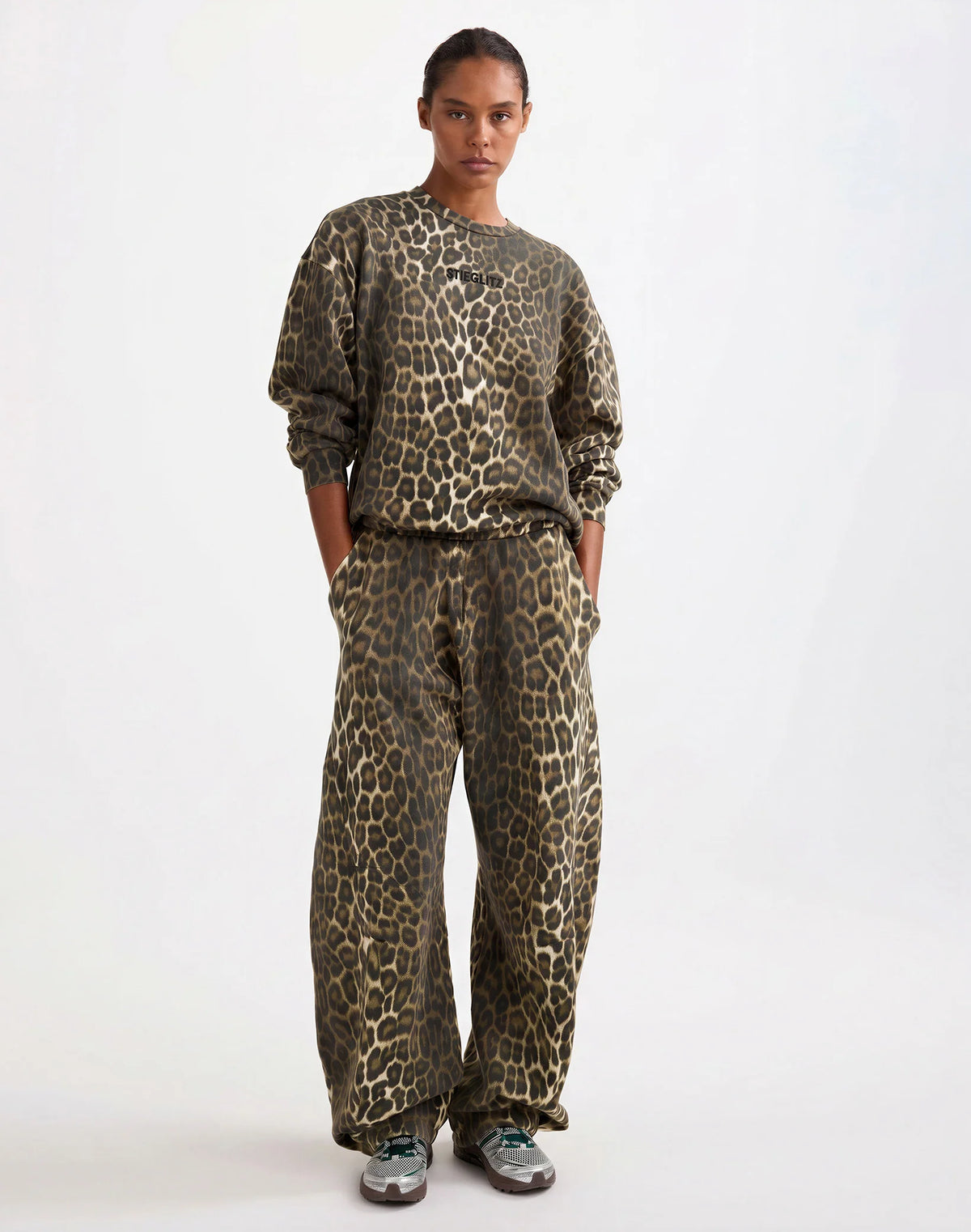 Stieglitz Sabrina Leopard Oversized Sweater Luipaard