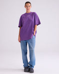 Load image into Gallery viewer, Stieglitz - Wornout Tee Purple - Valt Ruim

